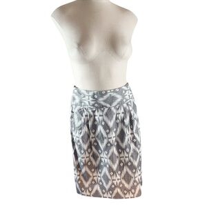 Banana Republic Heritage Taupe and White Ikat Patterned Pencil Skirt Sz 6 EUC